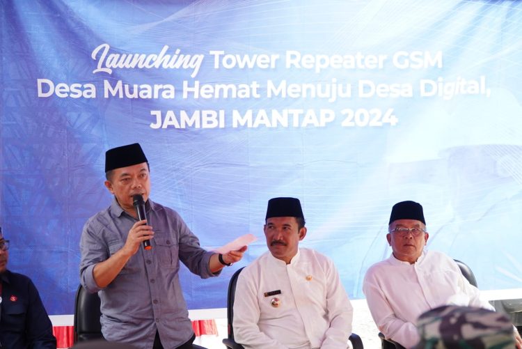 Al Haris Launching Repeater GSM Di Muara Hemat Menuju Desa Digital