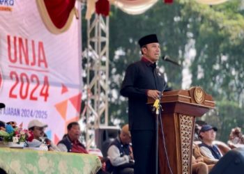 Ketua DPRD Bakar Semangat 6.000 Mahasiswa Baru Universitas Jambi
