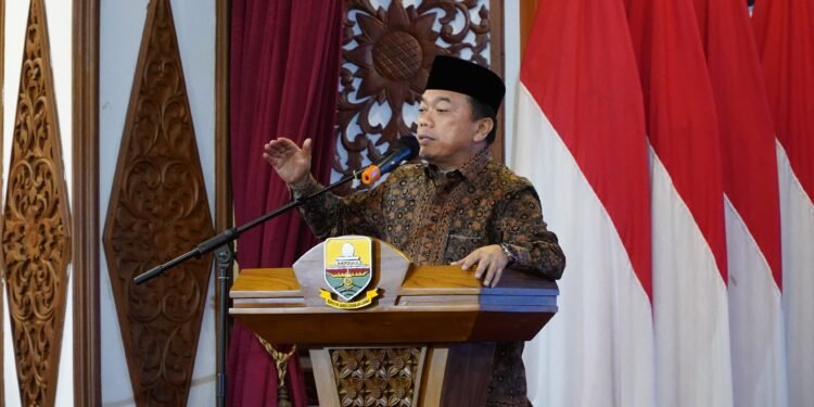 Gubernur Jambi Al Haris