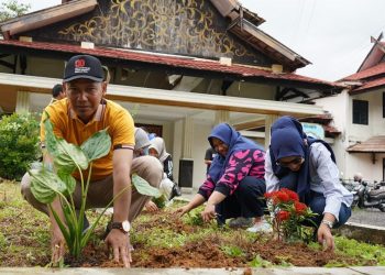 Jumat Bersih, Diskominfo Luncurkan Program Gespegtabung