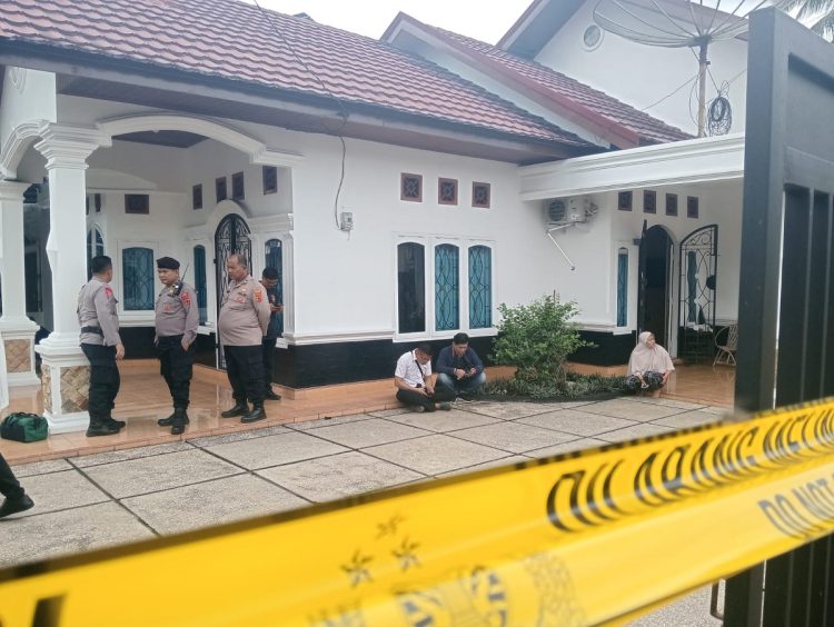 Pembunuhan di Jambi Pelaku Bawa Mobil Mewah Korban