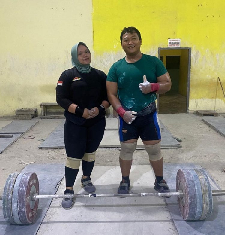 Dua Lifter Jambi kut Islami Solidarita Games Di Arab Saudi